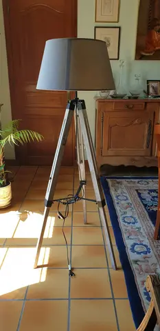 Lampe / lampadaire trépied bois