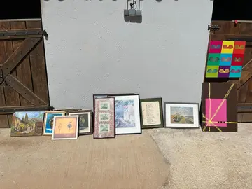 lot de différents tableaux