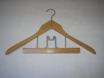 Cintre en bois 2 en 1