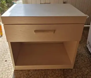 Table de chevet