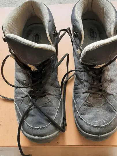 Chaussures de marche 46