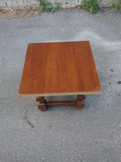 Table basse carrée bois avec tiroir