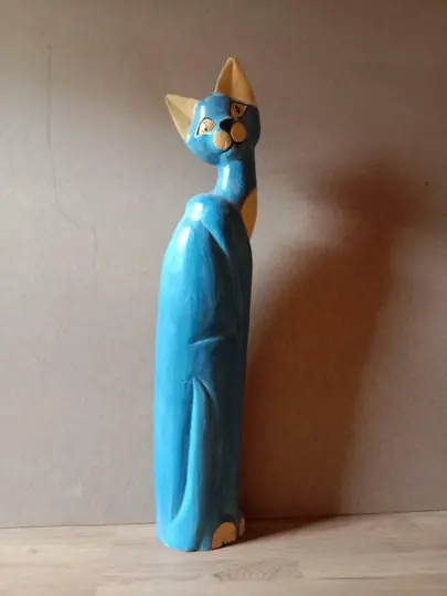 Statue en bois chat bleu