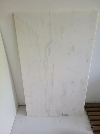 Plateau pierre aspect marbre de 60cm par 100cm