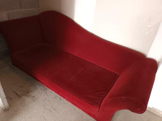 Canapé rouge tissu