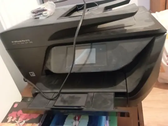 Imprimante et 2 cartouches d'encre