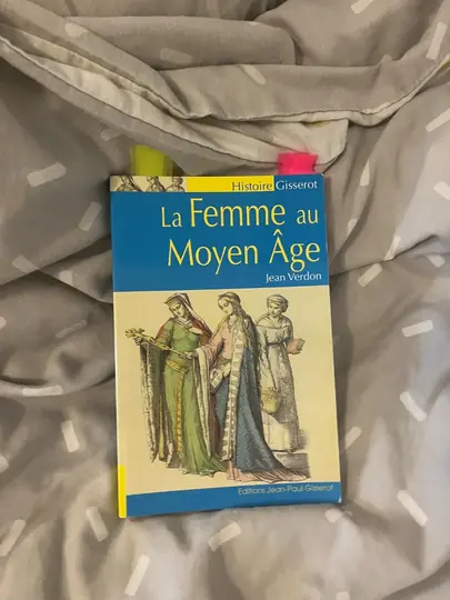 La femme au Moyen Age