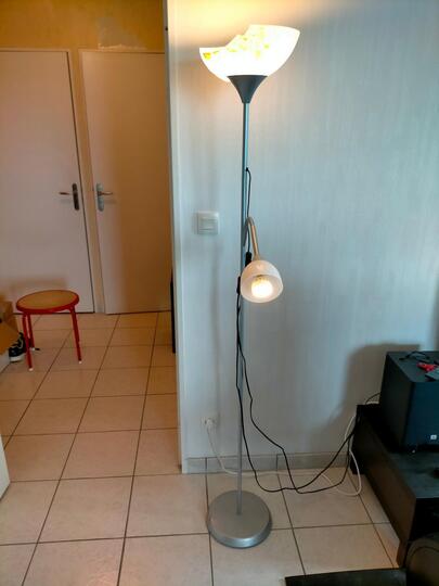 Lampe IKEA avec liseuse (sans ampoule)