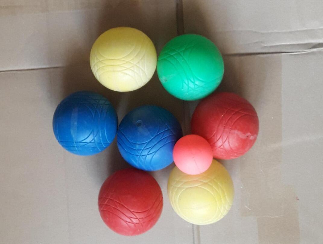 boules de pétanque en plastique